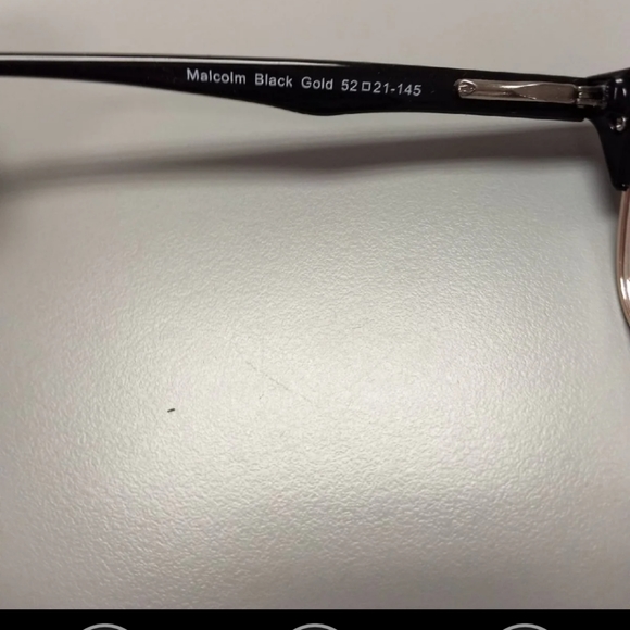 Eyeglasses - Picture 4 of 6